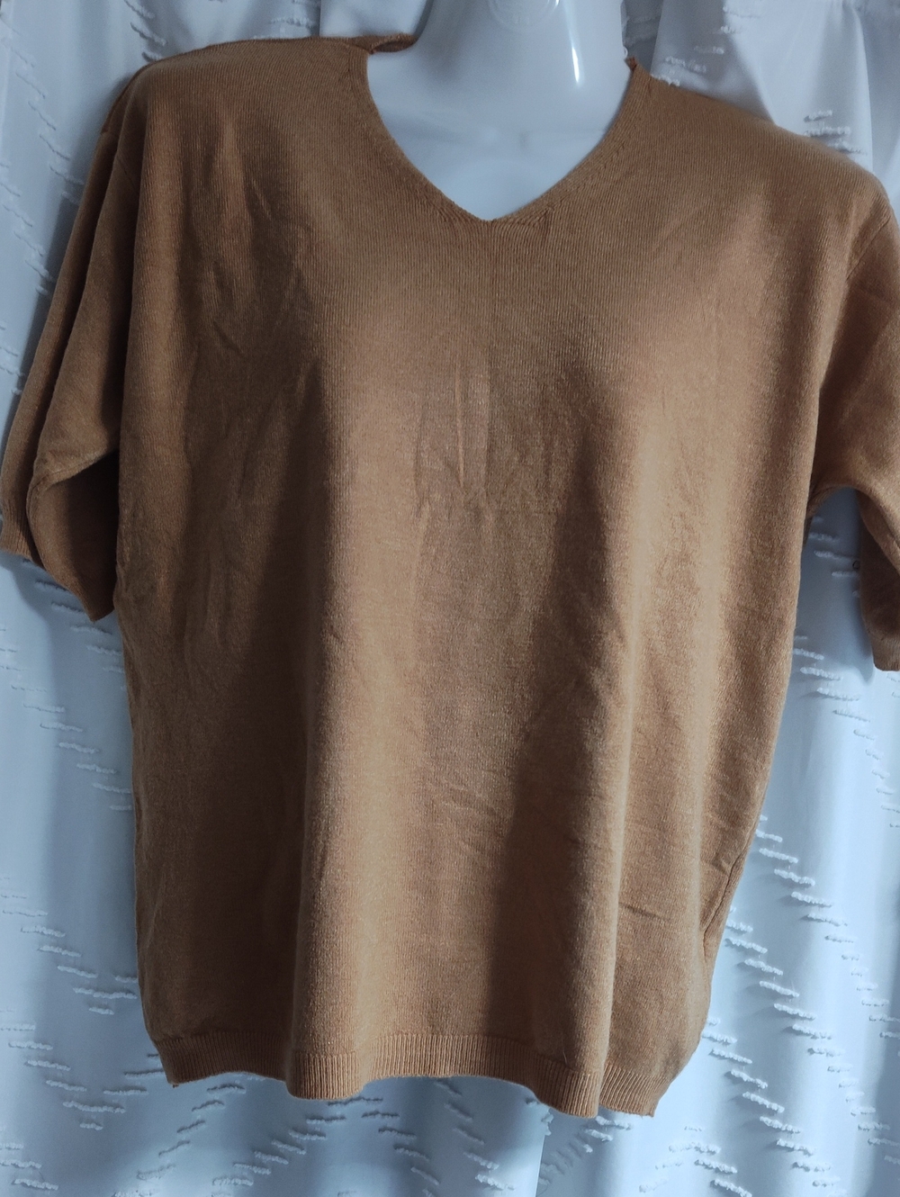 Women's V-Neck Sweater — Camel Brown